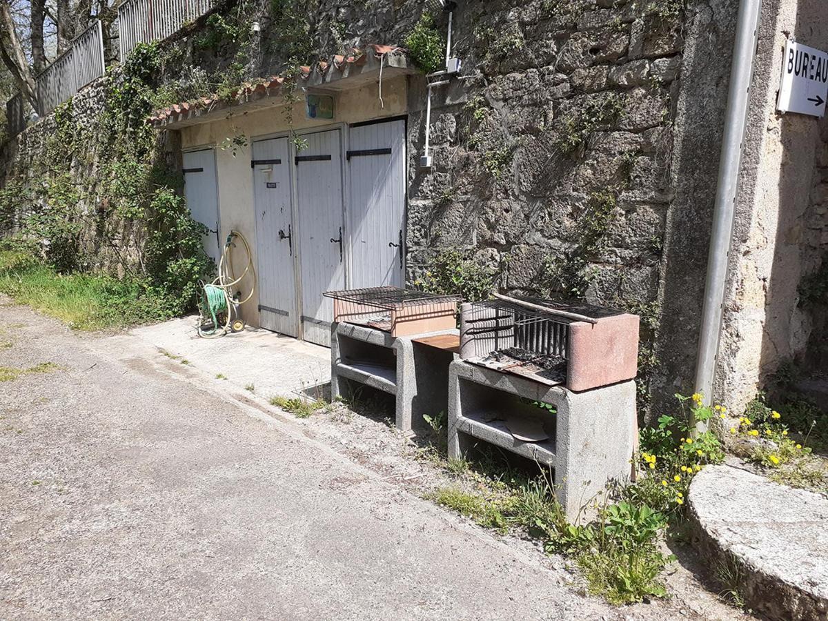 Hotel Le Moulin De Saleth Saint-Antonin Esterno foto
