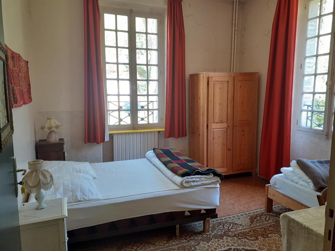 Hotel Le Moulin De Saleth Saint-Antonin Camera foto